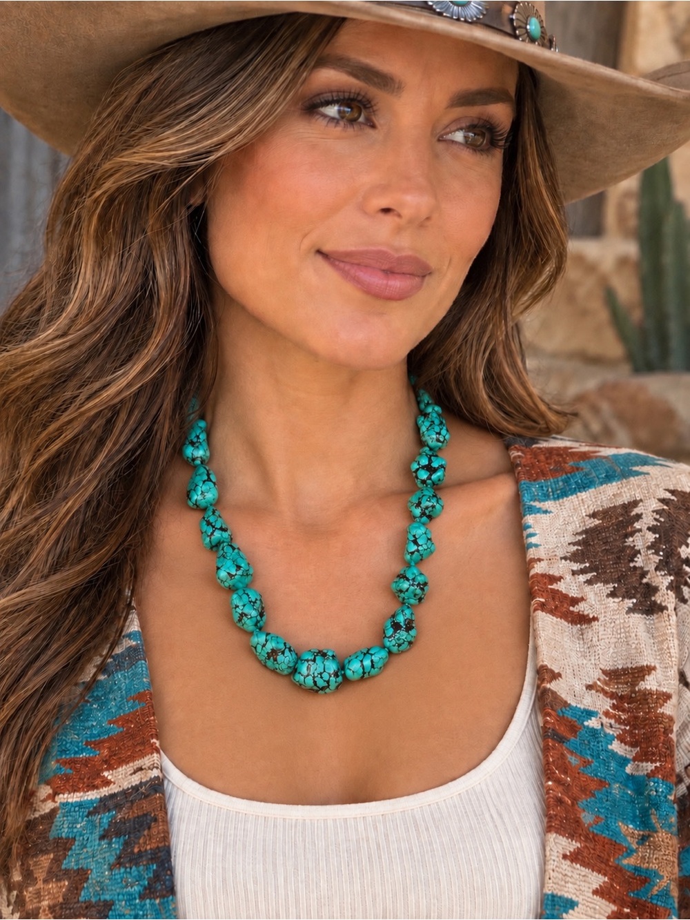 Vintage Turquoise Colored Howlite Stone Necklace GREAT Look
